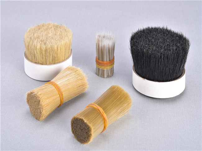 Bristle Wall Brush Paint Brush for Interior Ceiling Interior Wall with TPR Double Color Handle